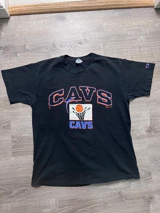 Rare 90's Champion Cleveland Cavaliers Single Stich Shirt Hoodie Sweatshirt Reprinted Full Size Gifts for NBA Fans