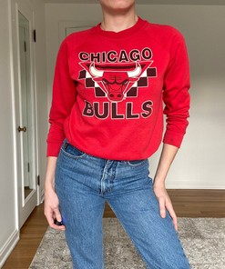 Vintage 90s Chicago Bulls Raglan Sweatshirt Hoodie Shirt Gifts for Fans