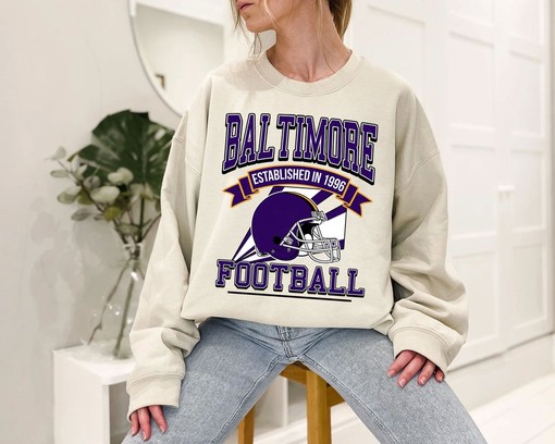 Vintage Baltimore Football Crewneck Sweatshirt Hoodie Shirt Gifts for NFL Fans
