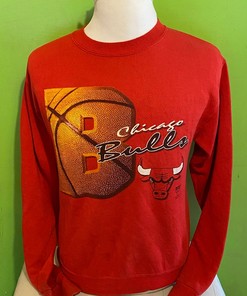 Vintage Chicago Bulls NBA Basketball Sports 1990s Red Crewneck Sweatshirt Hoodie Shirt Gifts for Fans